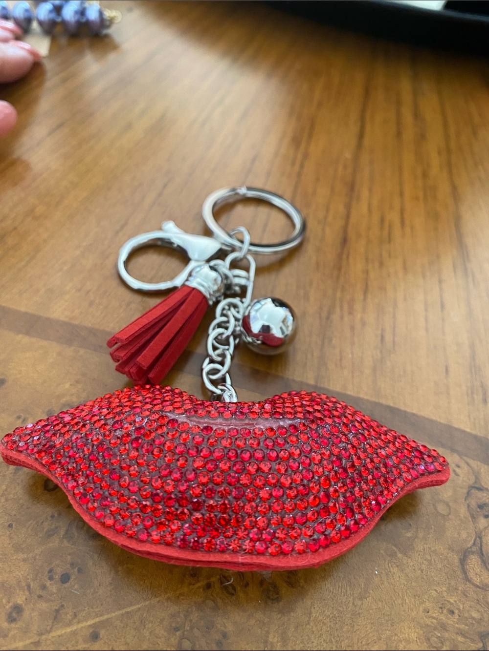 Red Crystal Lip Keyring with Tassel Accent - Picture 2 of 3